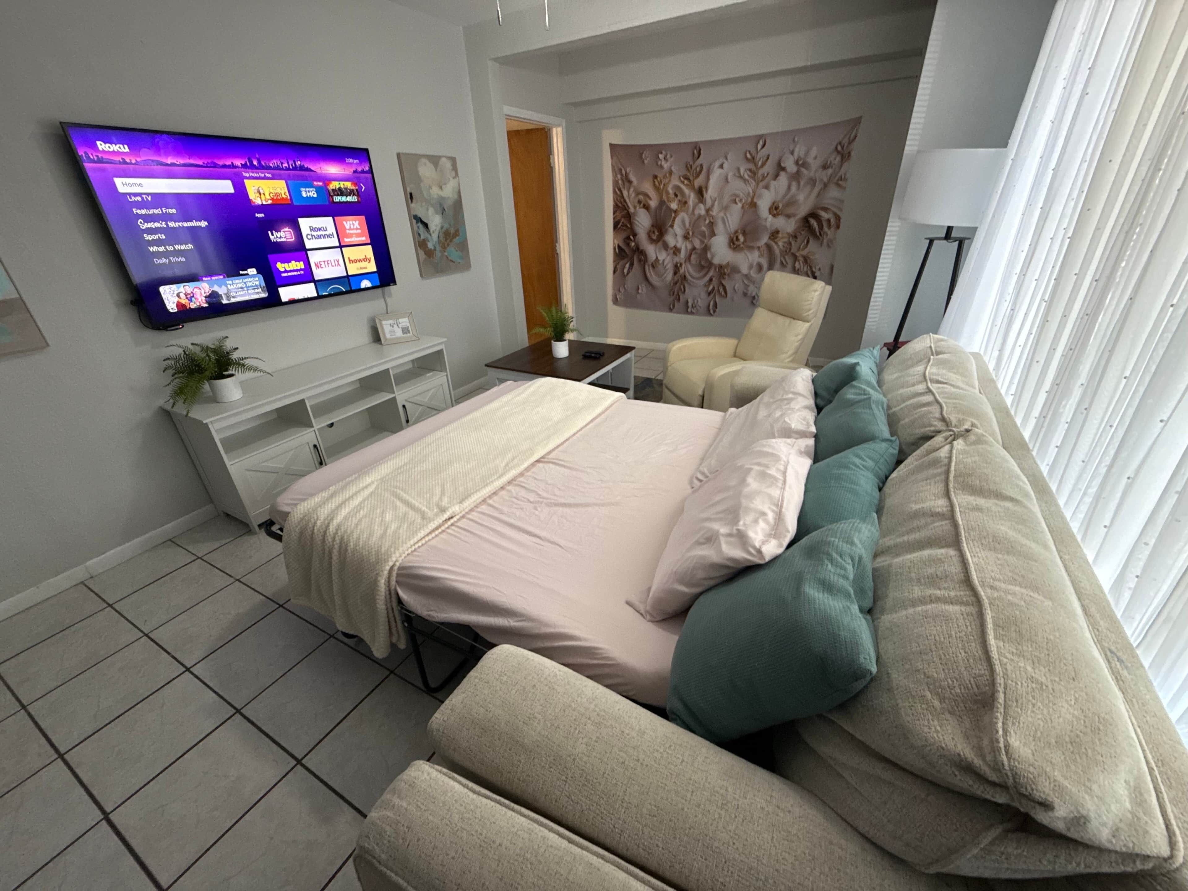 2 bedrooms, iron/ironing board, WiFi, bed sheets