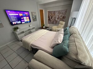 2 bedrooms, iron/ironing board, WiFi, bed sheets