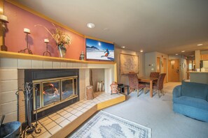 Exterior - Liftside 203 (Keystone)