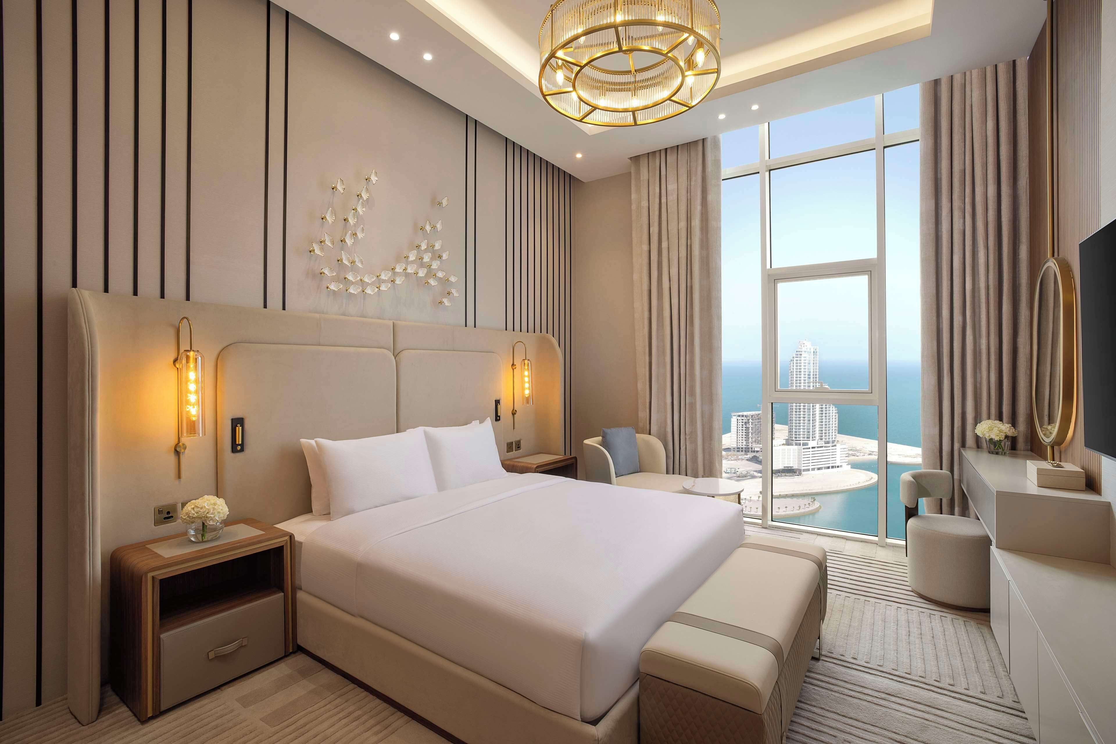 Penthouse, Private Pool (Panoramic View) | Hypo-allergenic bedding, down duvets, in-room safe, desk