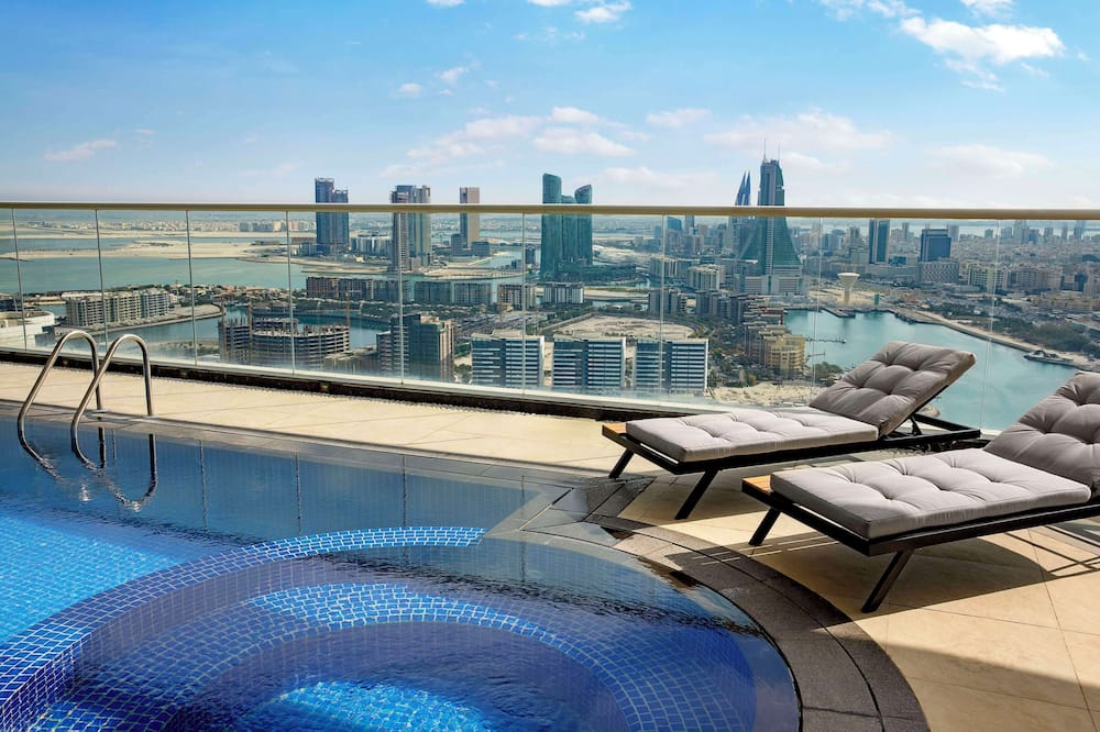 Hilton Bahrain City Centre Hotel & Residences