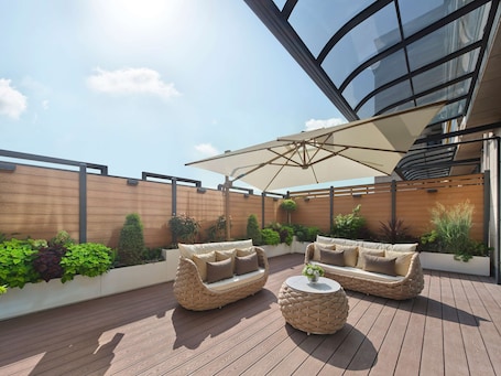 ํ๋ฆฌ๋ฏธ์๋ฃธ, ํน์ฌ์ด์ฆ์นจ๋ 1๊ฐ, ํ
๋ผ์ค | ๊ฐ์ค์์ ๋ณด์ด๋ ์ ๋ง