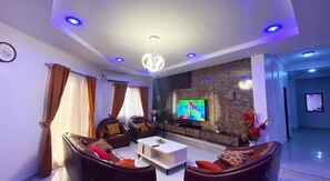 Phòng Deluxe | Khu phòng khách