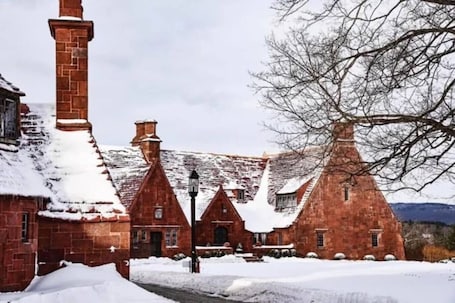 Exterior. The Old Avon Village