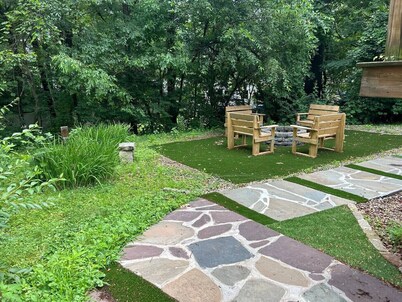 J Suite on John Smith