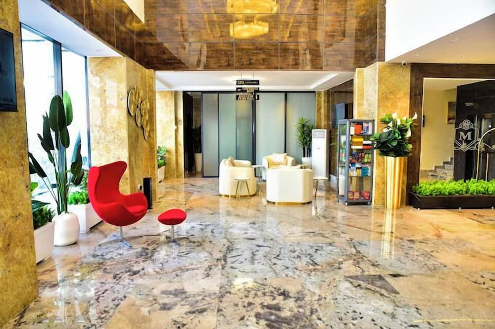 3pple M Continental Hotel & Suites