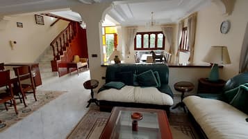 TV, DVD player, books, music library