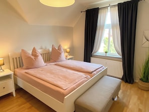 2 bedrooms, free WiFi, bed sheets