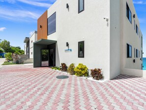 Exterior - Indigo Oceanview Terrace (Cole Bay)