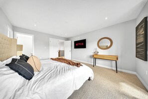 4 Schlafzimmer, Bügeleisen/Bügelbrett, WLAN, Bettwäsche