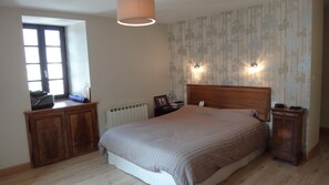 5 間睡房、熨斗/熨衫板、Wi-Fi