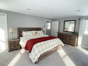 4 bedrooms, iron/ironing board, free WiFi, bed sheets - Modern Rustic Ski Chalet with Saco River Access (Conway)