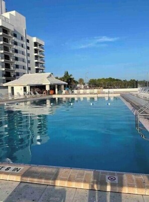 Pool - Cute Studio Bay view! (Miami)