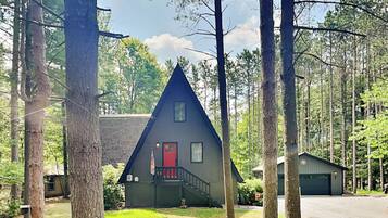 House (2 Bedrooms) | Property amenity