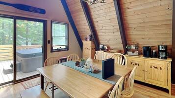 House (2 Bedrooms) | Property amenity