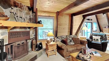 House (2 Bedrooms) | Property amenity