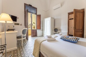 9 bedrooms, iron/ironing board, free WiFi, bed sheets