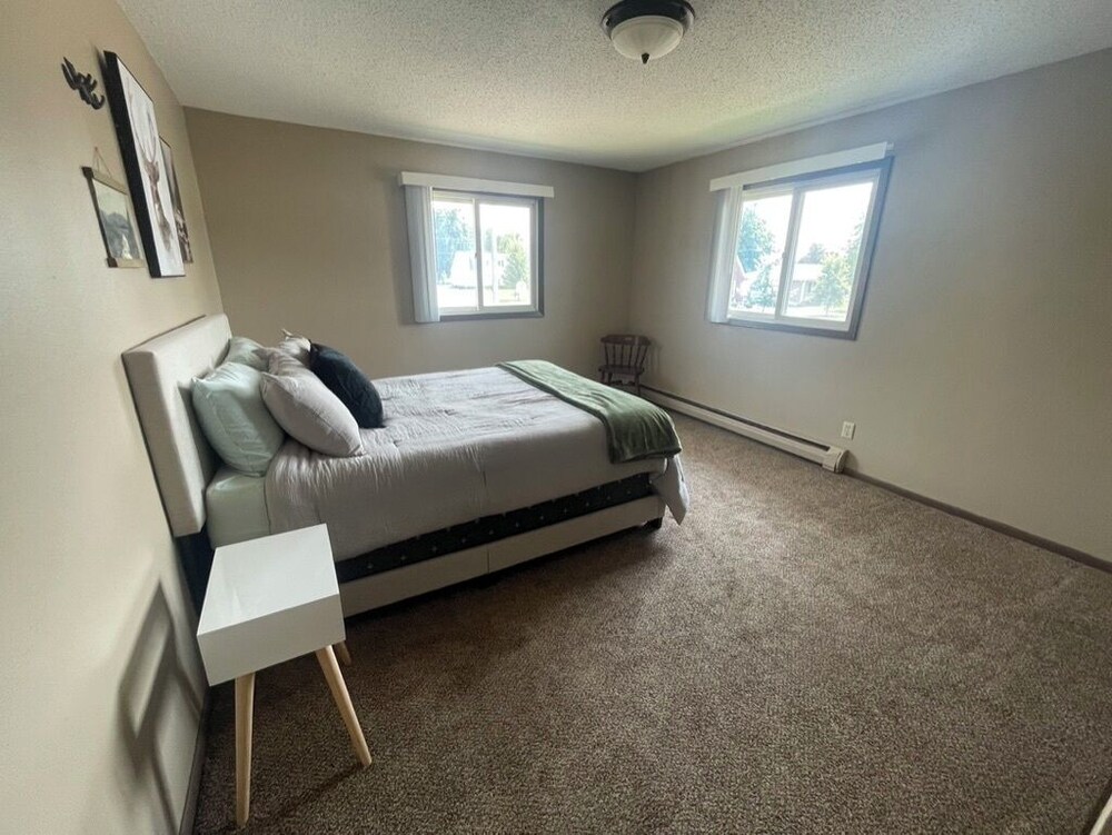 The Whitetail 2 BR in New Albin near Splash Pad New Albin Vrbo