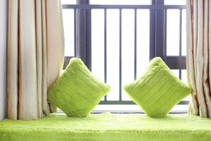 Unclassified image, 3 of 42, button - Aiqinghai apartment (Guangzhou)