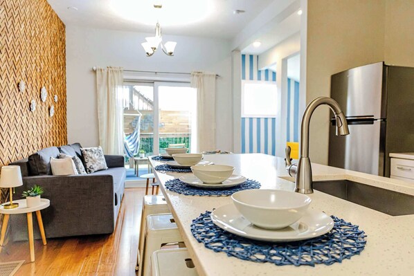 Fridge, microwave, oven, stovetop - Jennifer's Modern Federal Hill Apt w/Private Deck (Providence)