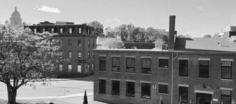 Jennifer’s Stylish Downtown Brick Foundry Escape