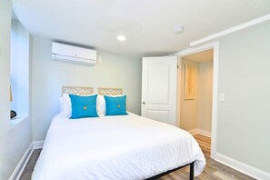 2 bedrooms, desk, iron/ironing board, free WiFi