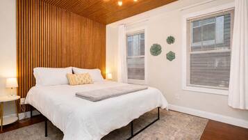 2 habitaciones, escritorio, tabla de planchar con plancha y wifi gratis