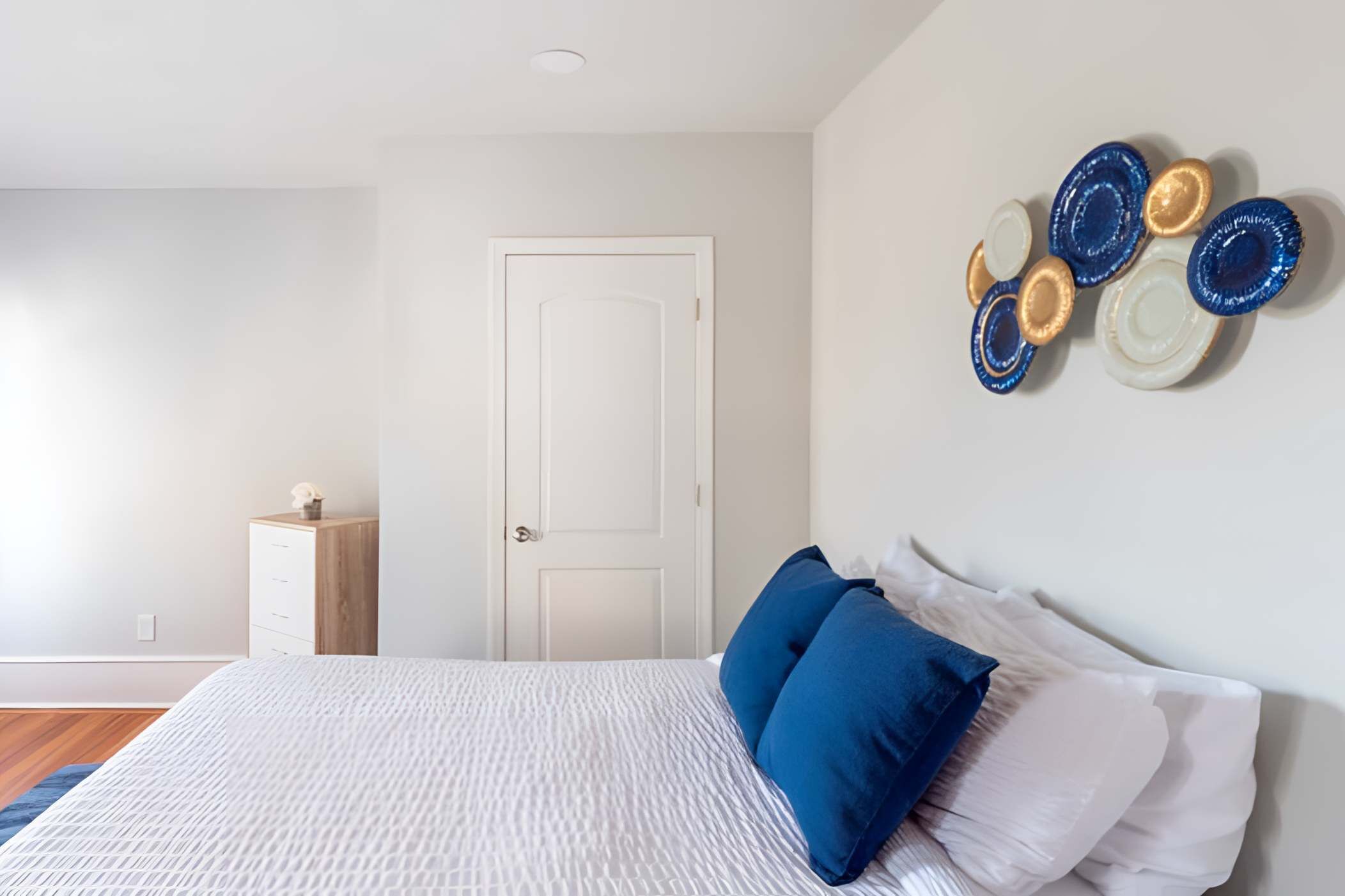 1 habitación, escritorio, tabla de planchar con plancha y wifi gratis 