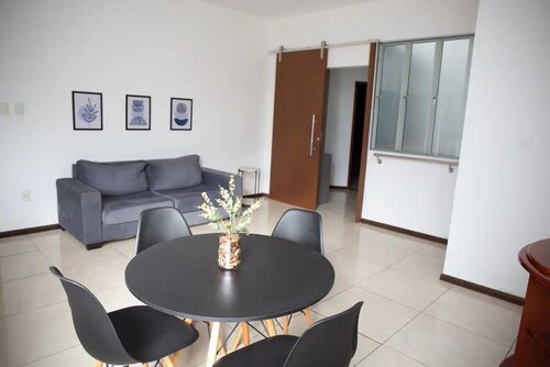 Apartamento Aconchegante Central Perto da Escritório da Aperam!