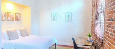 2 bedrooms, desk, iron/ironing board, free WiFi