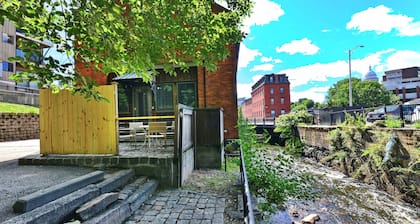 Jenniferâs Historic Riverfront Loft Private Patio