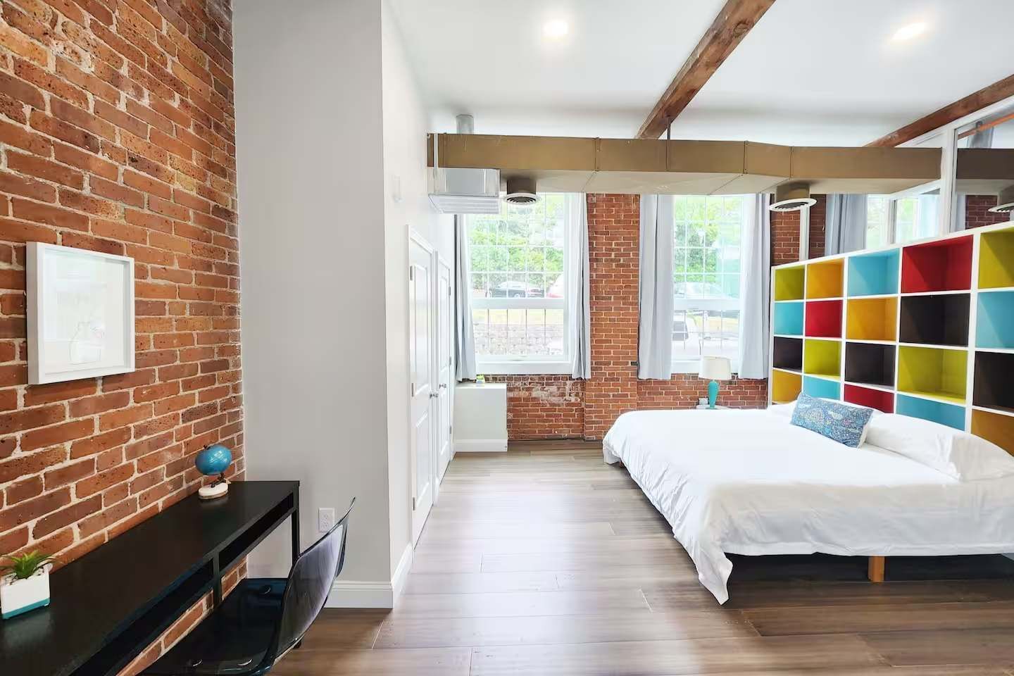1 bedroom, desk, iron/ironing board, free WiFi