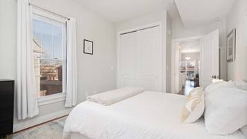 1 bedroom, desk, iron/ironing board, free WiFi