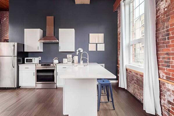 Fridge, microwave, oven, stovetop - Jennifer’s Historic Penthouse Loft | City Views (Providence)