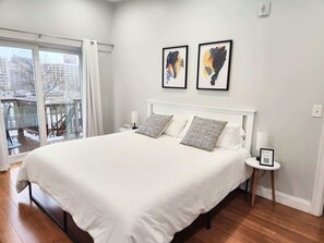 2 bedrooms, desk, iron/ironing board, WiFi