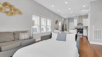 2 habitaciones, escritorio, tabla de planchar con plancha y wifi gratis