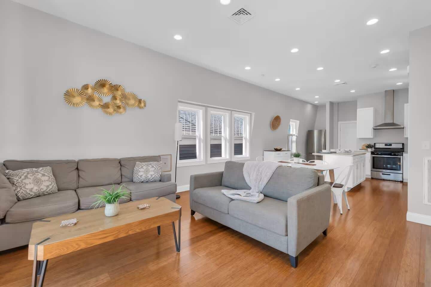 Smart TV, tenis de mesa y oficina 