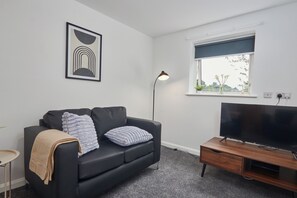 獨棟房屋 | 起居區 | 電視