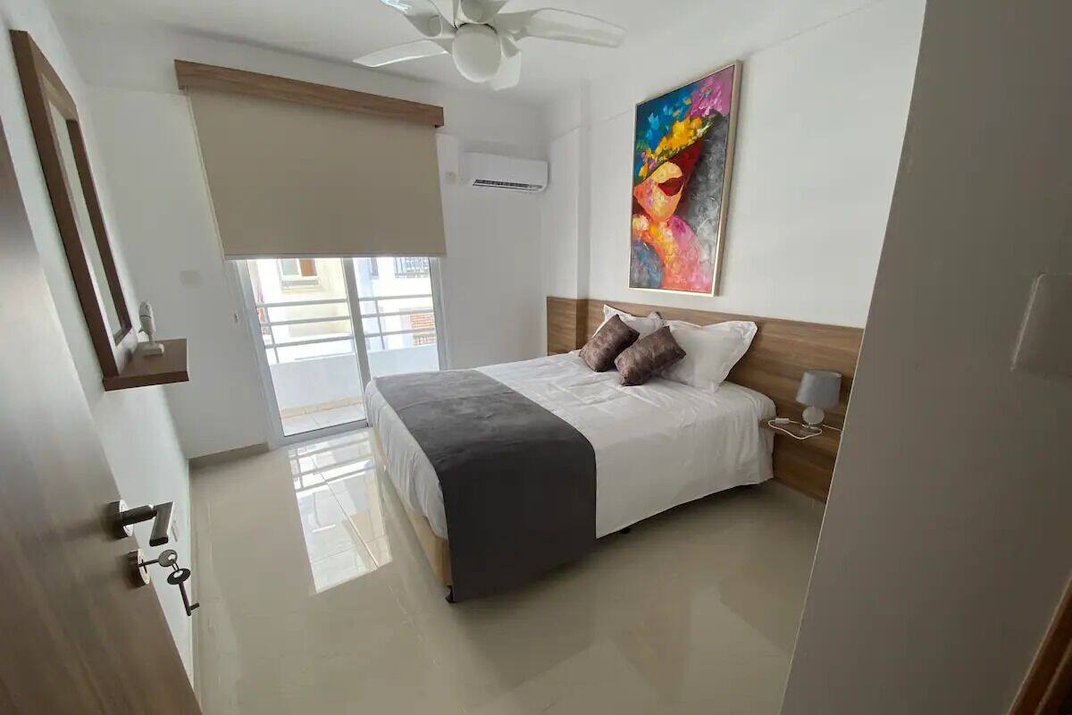 1 bedroom, in-room safe, iron/ironing board, free WiFi