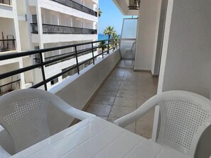 Balcony - LARNACA BAY SUITES (Larnaca)