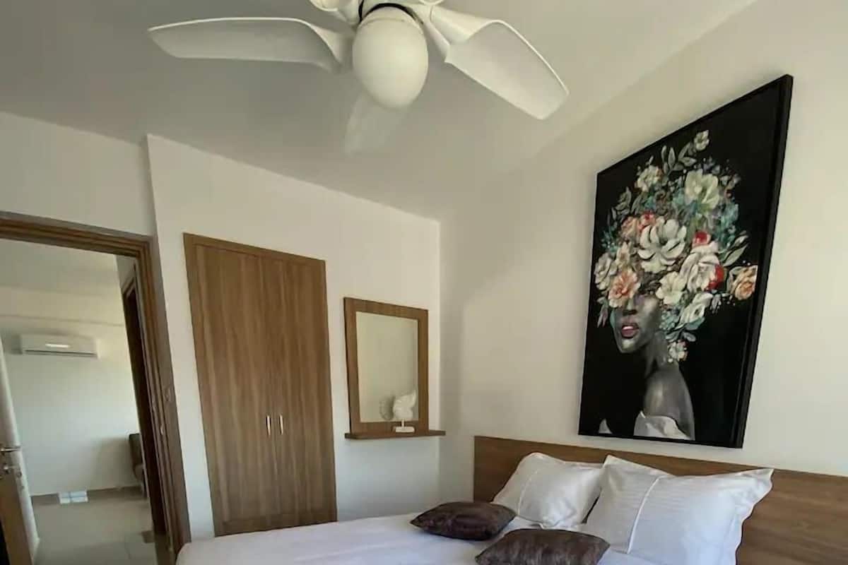 One Bedroom Apartment Suite 308 | In-room safe, iron/ironing board (on request), WiFi (free)