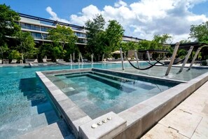 Piscine extérieure