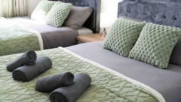 3 bedrooms, iron/ironing board, free WiFi, bed sheets