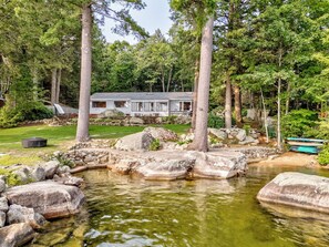 Exterior - Sebago Lake Direct Waterfront 3bed 2bath with Sandy Beach, Mooring and Boat Dock (Raymond)