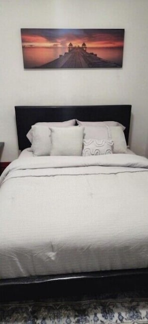 1 bedroom, iron/ironing board, WiFi, bed sheets