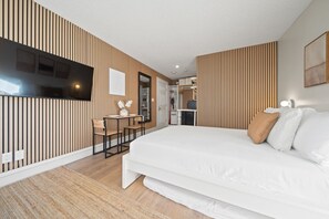 Bügeleisen/Bügelbrett, kostenloses WLAN, Bettwäsche