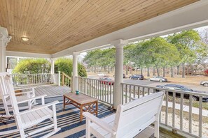 Unclassified image, 2 of 24, button - Spacious 4BR Duplex Unit - Walk to Asbury Beach ! (Asbury Park)