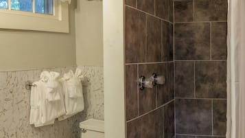 Shower, towels