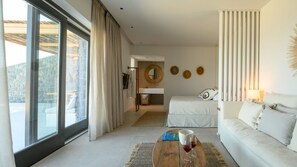 2 bedrooms, in-room safe, free WiFi, bed sheets
