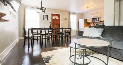 Sunny Downtown Oasis with Hot Tub